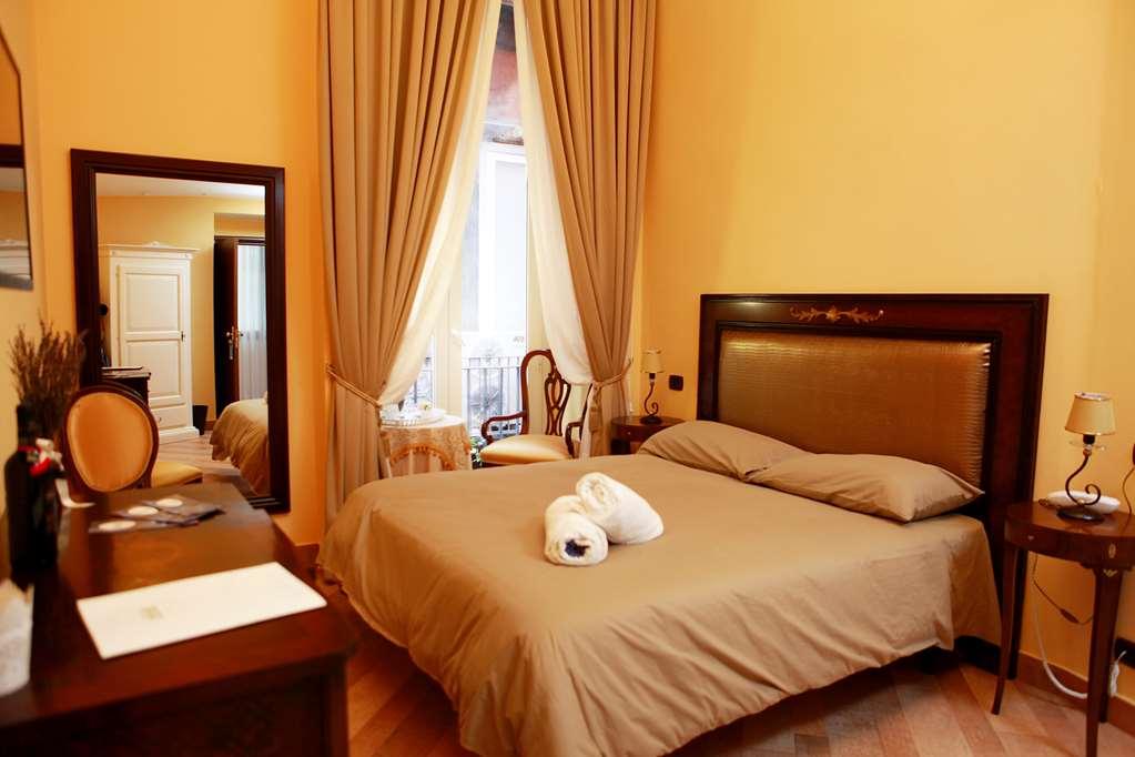 Hotel Lanfipe Palace 나폴리 객실 사진